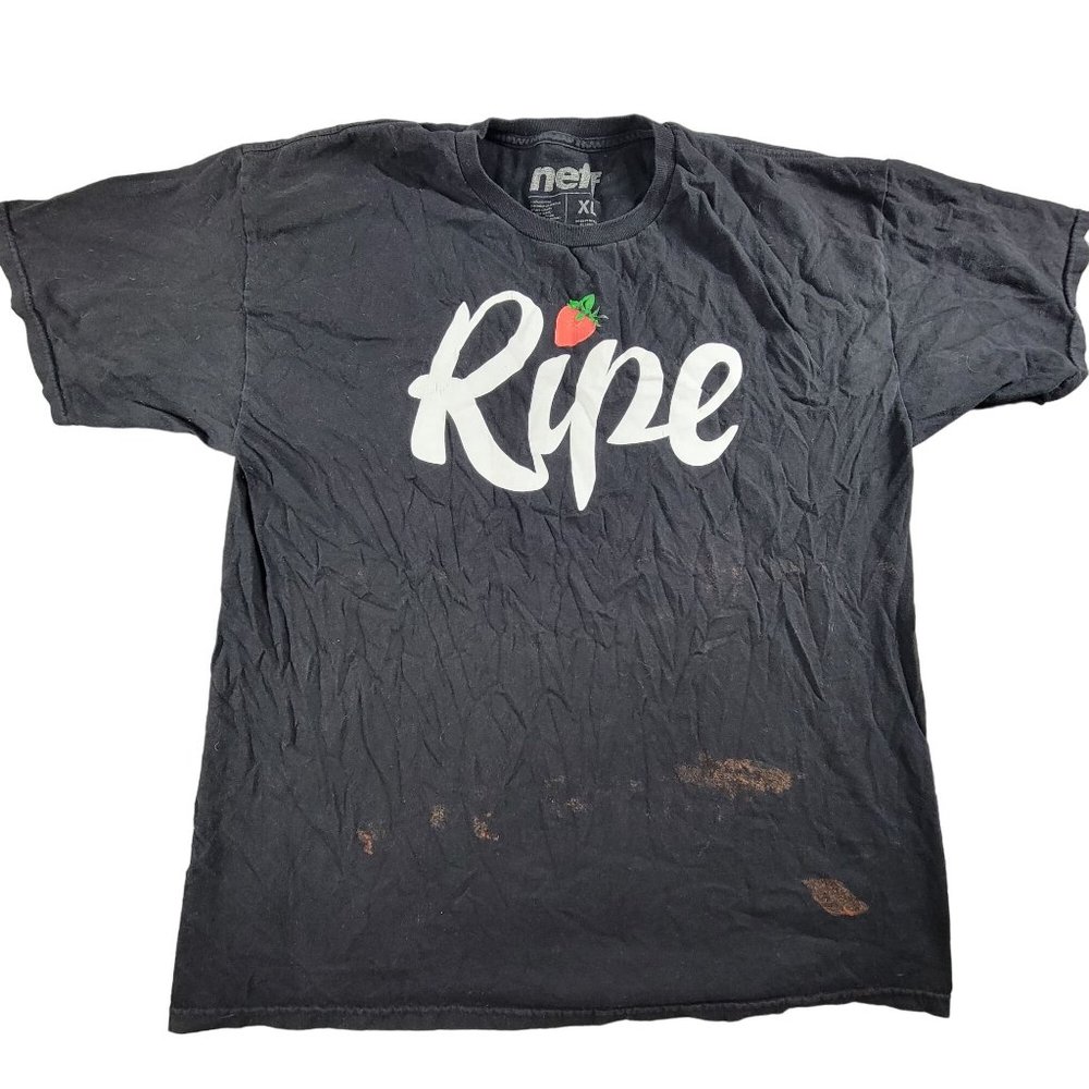 Neff Ripe Strawberry Adults XL Black Short Sleeve T Shirt Casual Street Wear